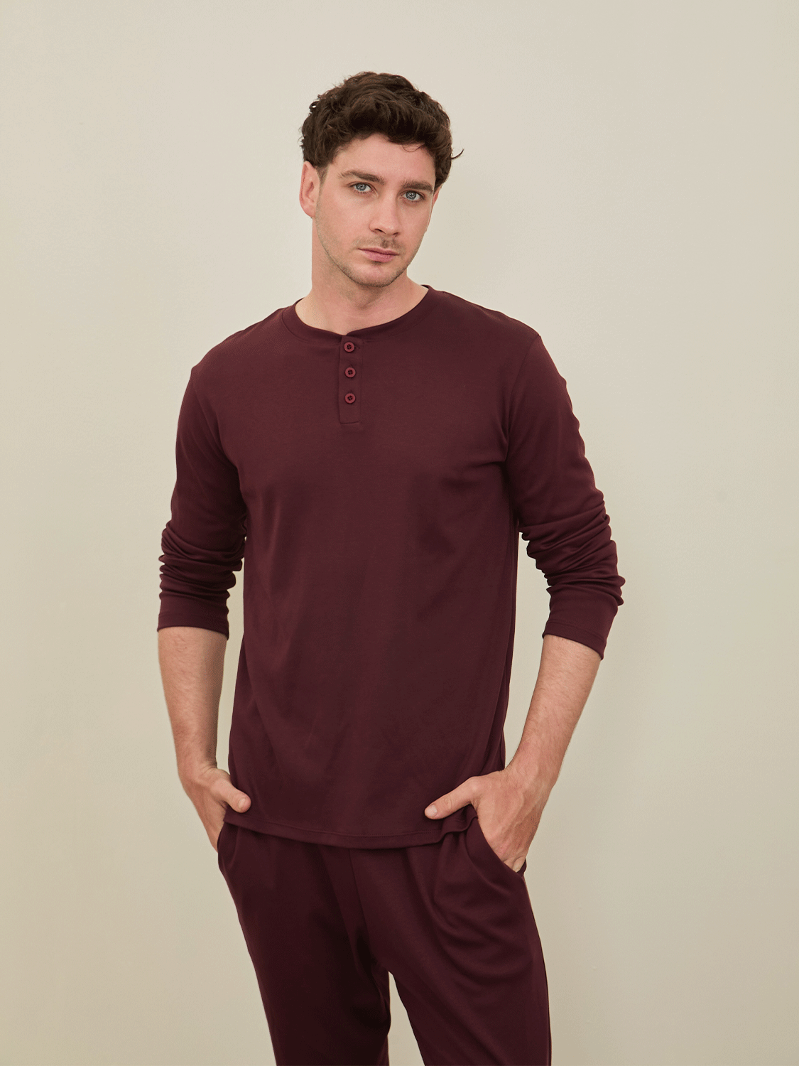 Renzo Burgundy