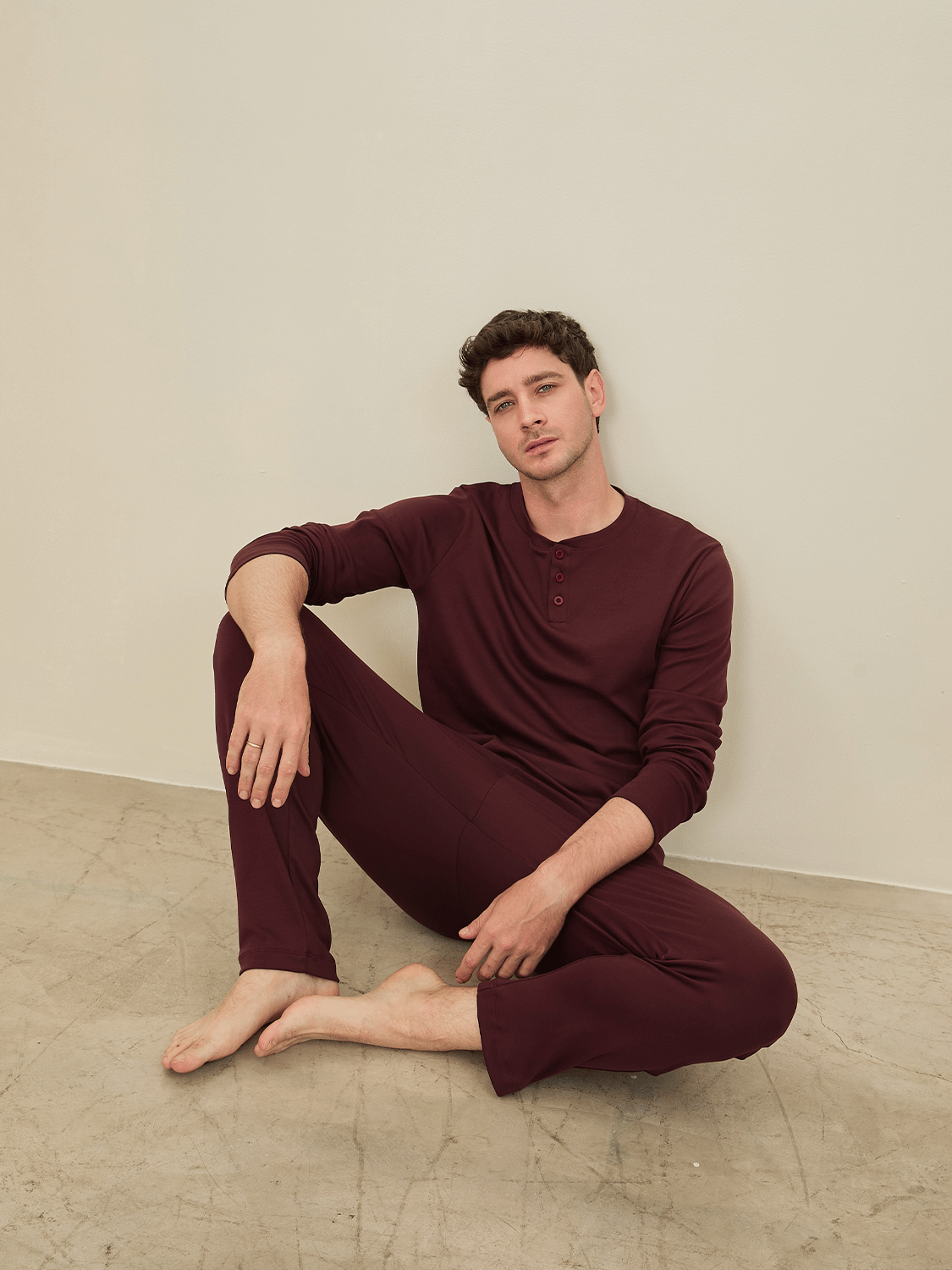 Renzo Burgundy