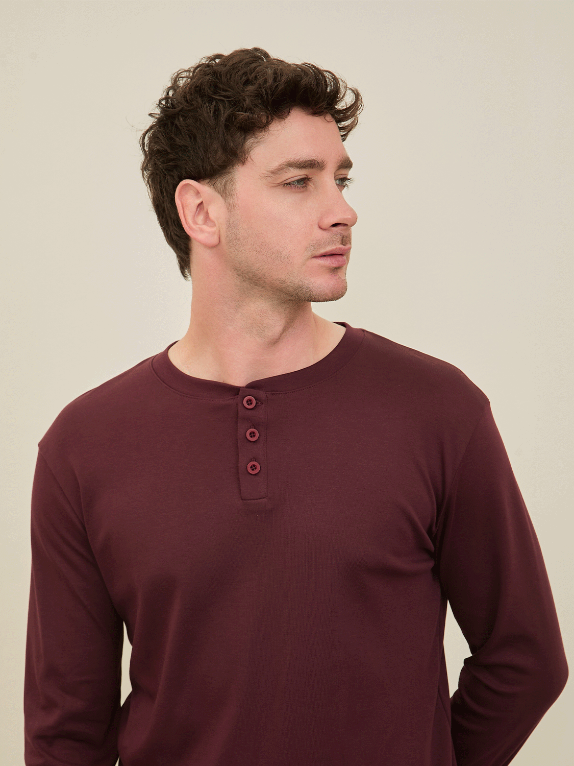 Renzo Burgundy